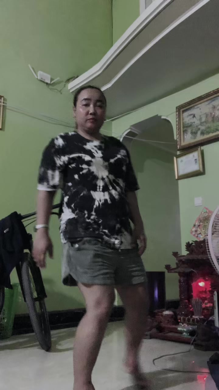 @មីងដាជើងស្តាំនាគហោះ🐉