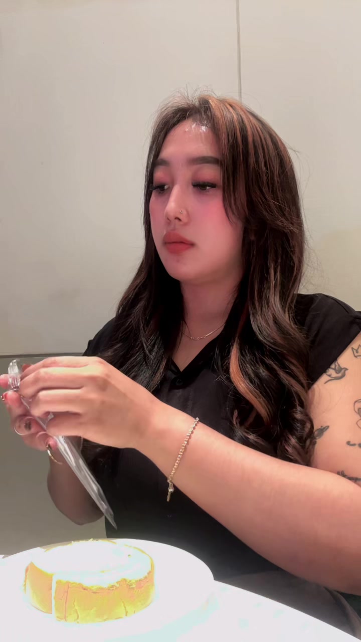 @akunaslidewimaura
