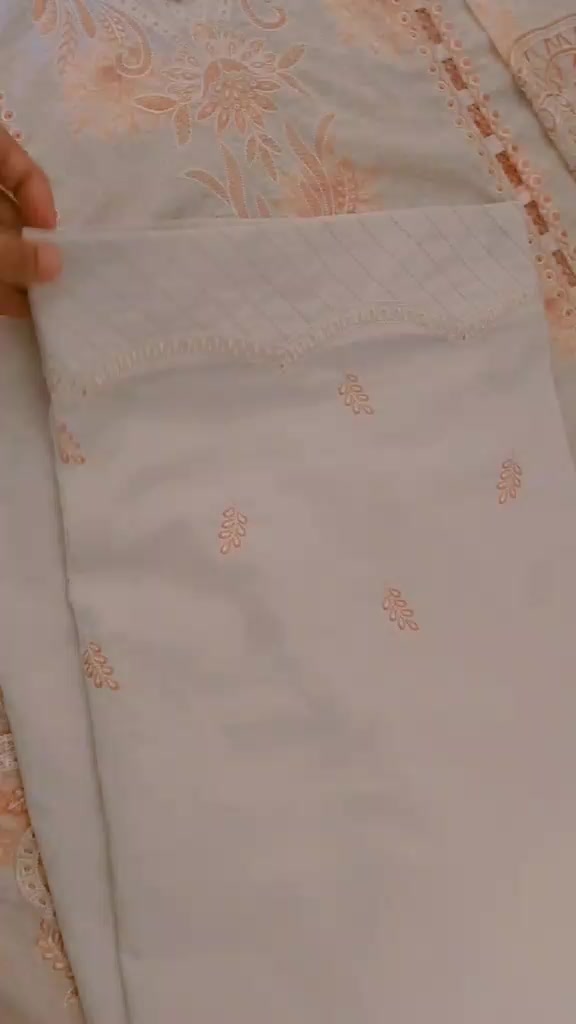 @Iqra's Design