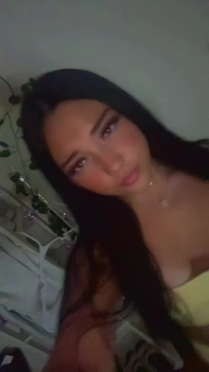 @😇