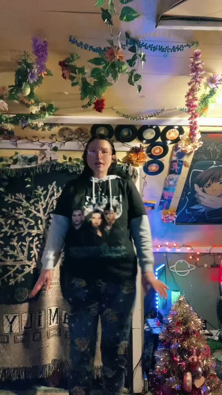 @ali 🕸️💗