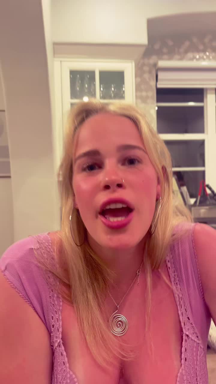 @liviaaaplatt