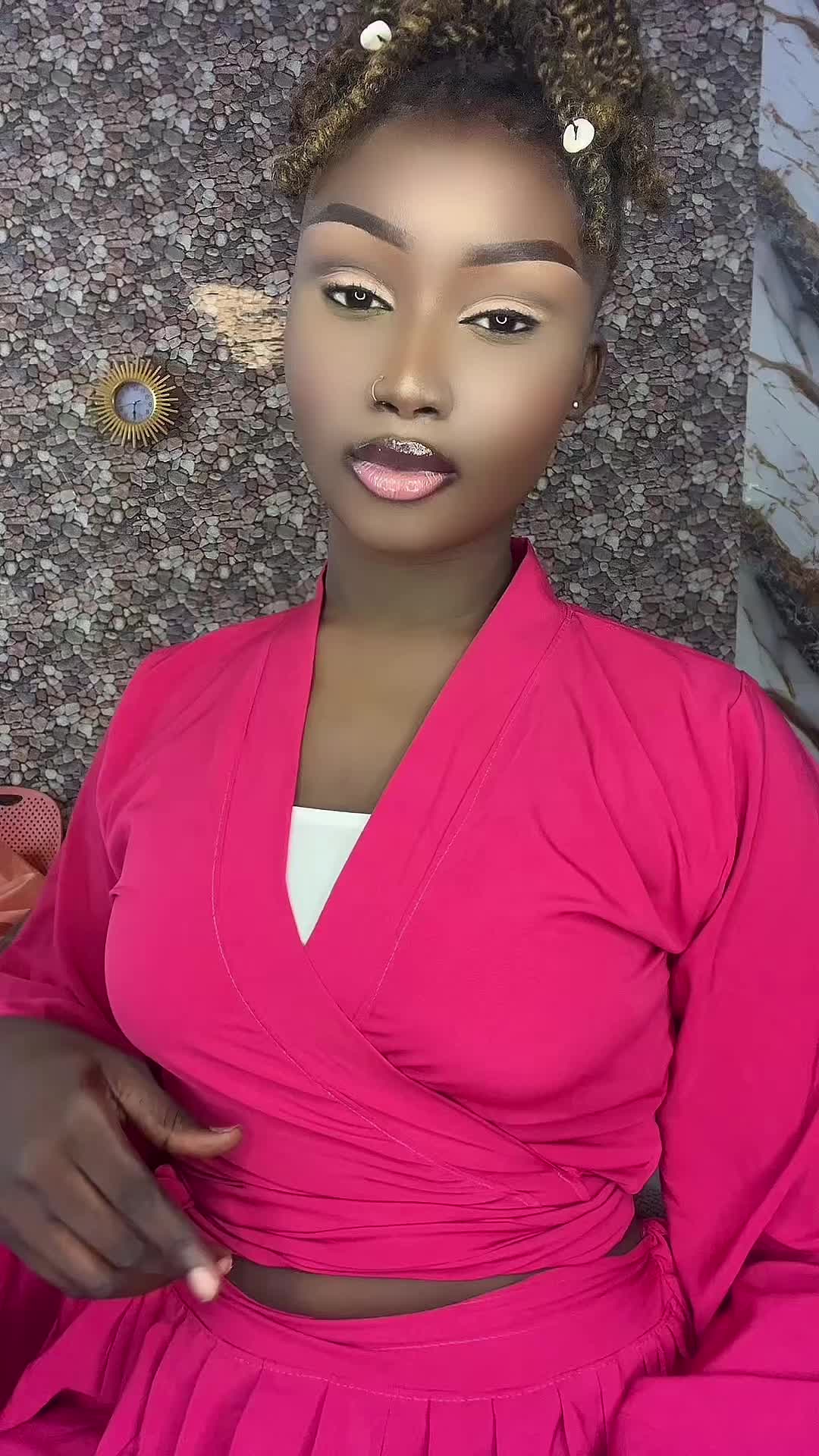 @FAZIBEA❤️😻