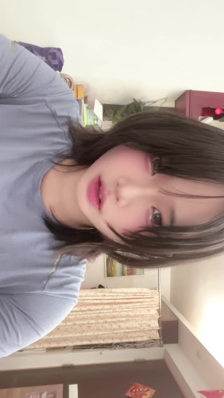 @玥