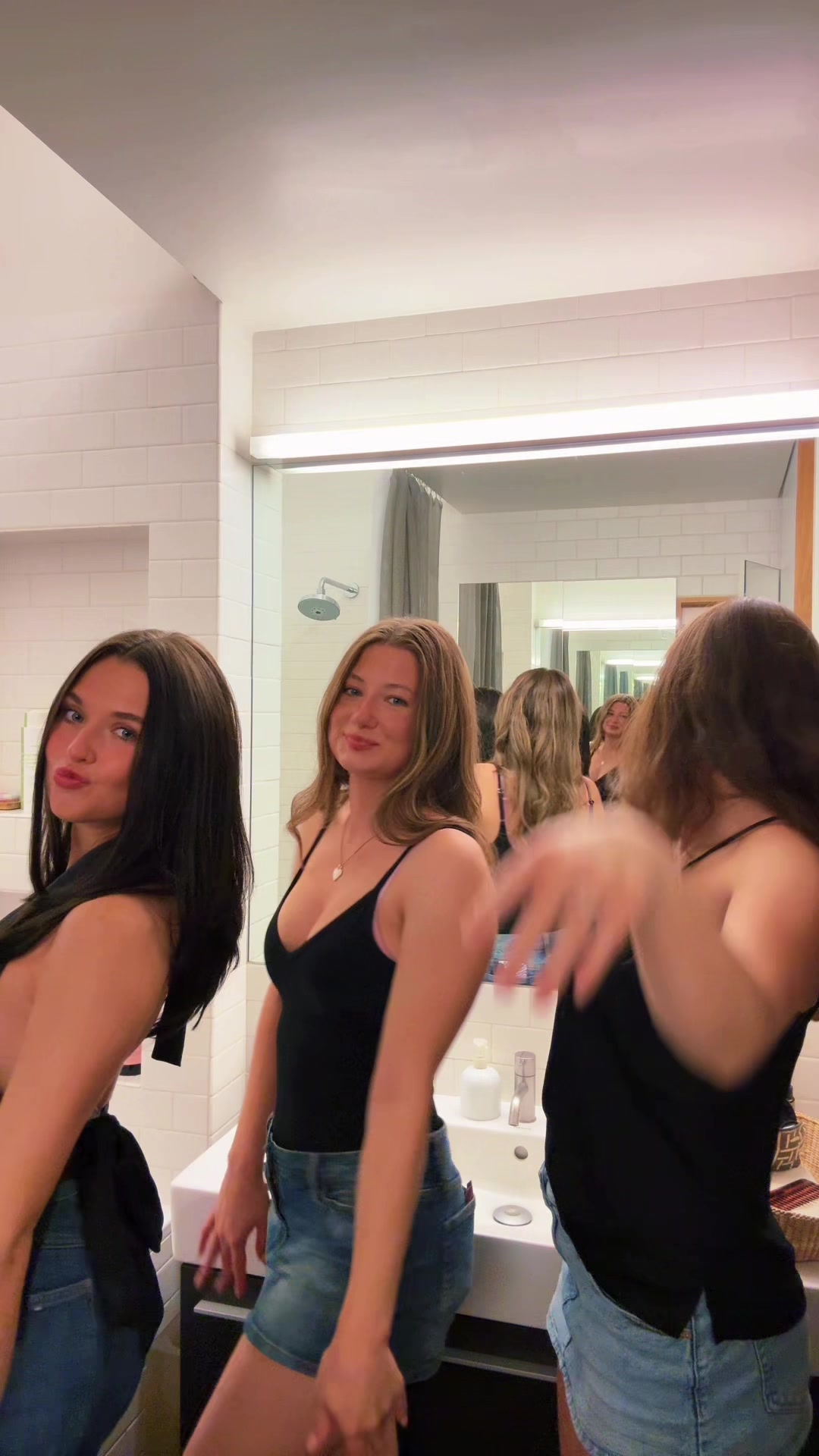 @zoe ogden