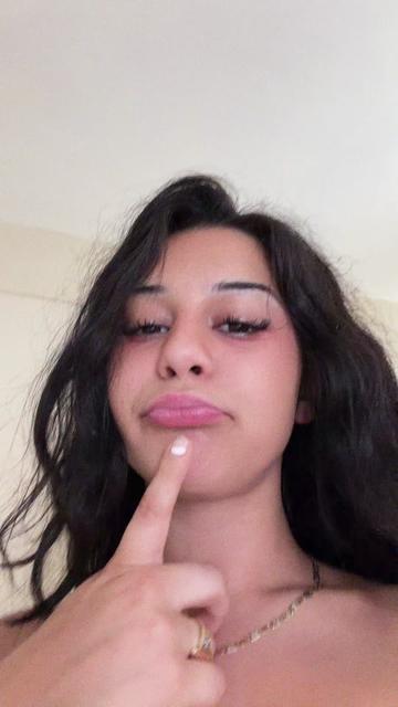 @celina 👅
