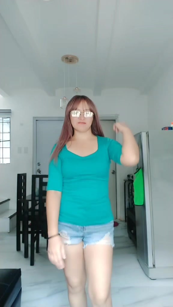 @Marie De La Paz