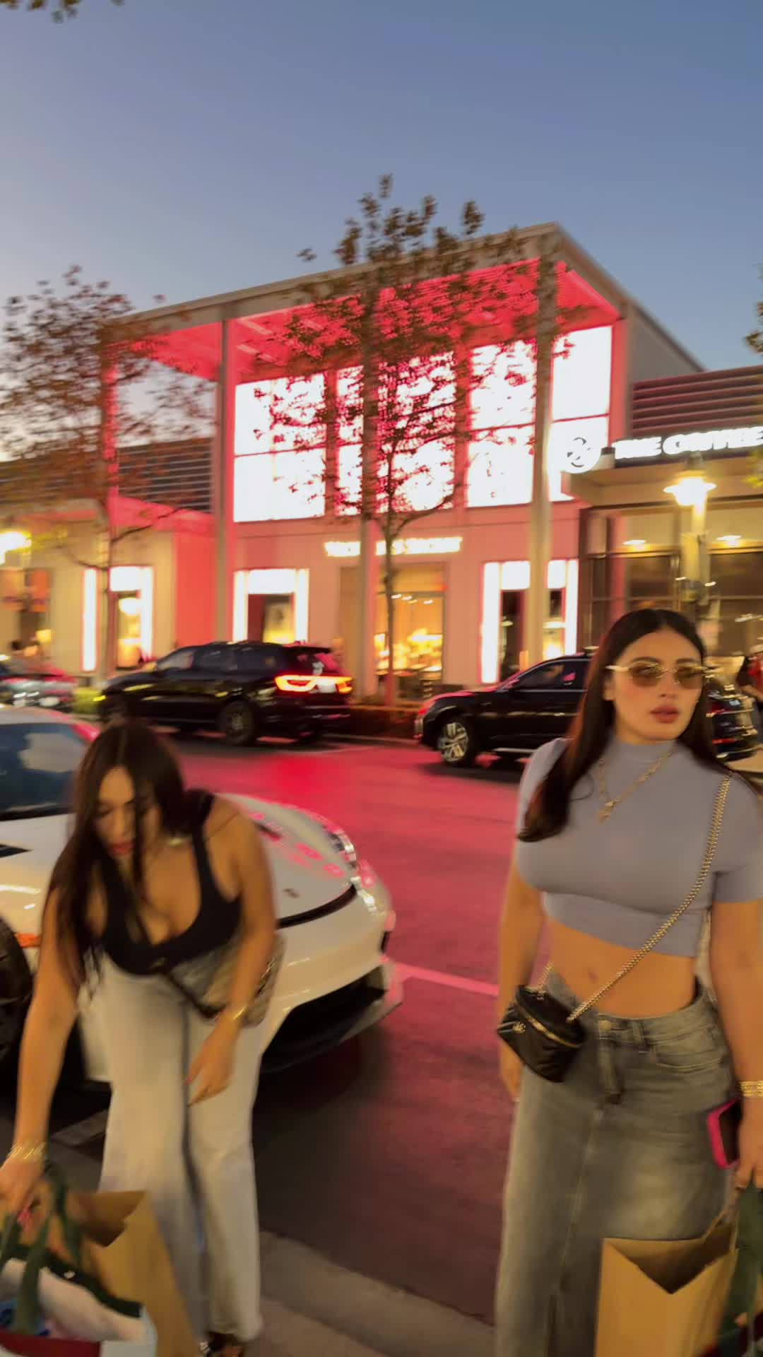 @LAS ZAMBRANOS