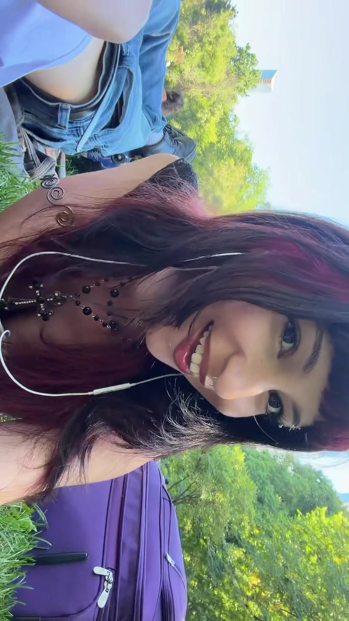 @alejandra