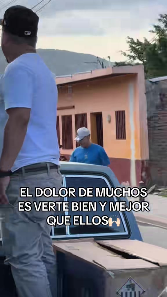 @ANGEL ZUNIGA🐺