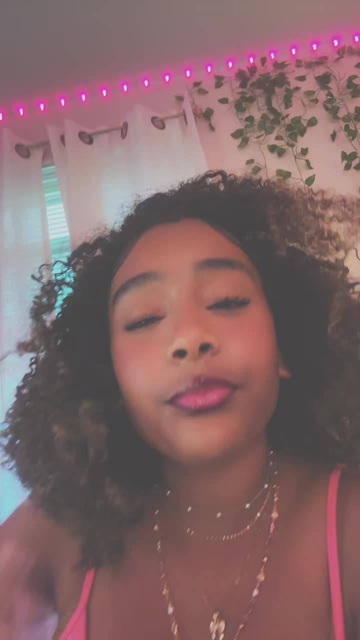 @ ່ 