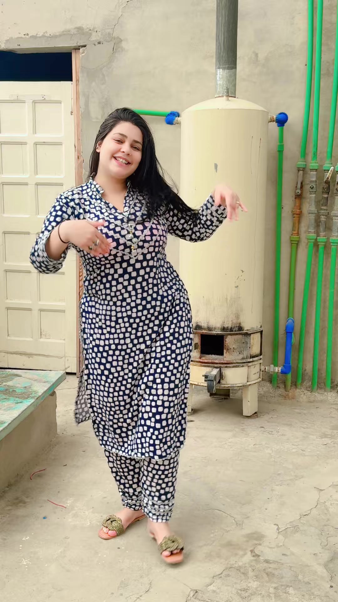 @Billo khan