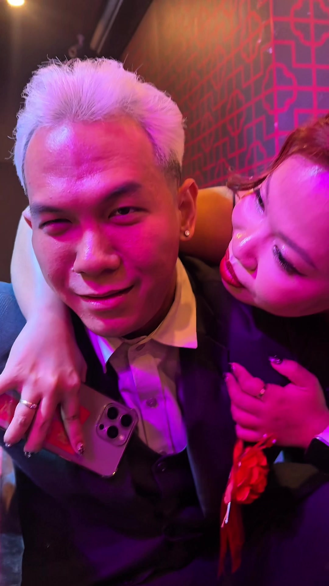 @Ti&ecirc;n C&agrave; Bu