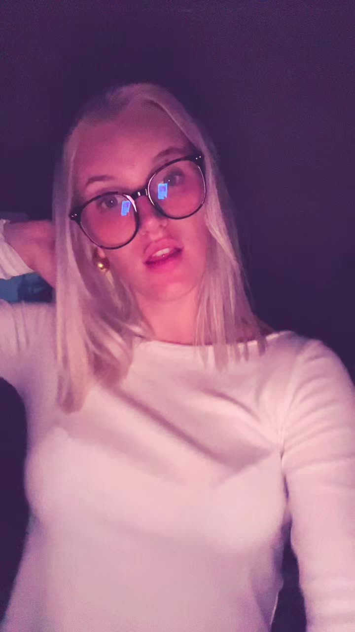 @🦢