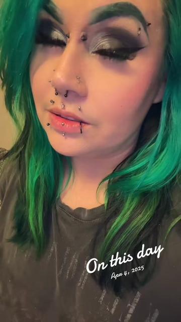 @🖤💚MamaSkittles💚🖤