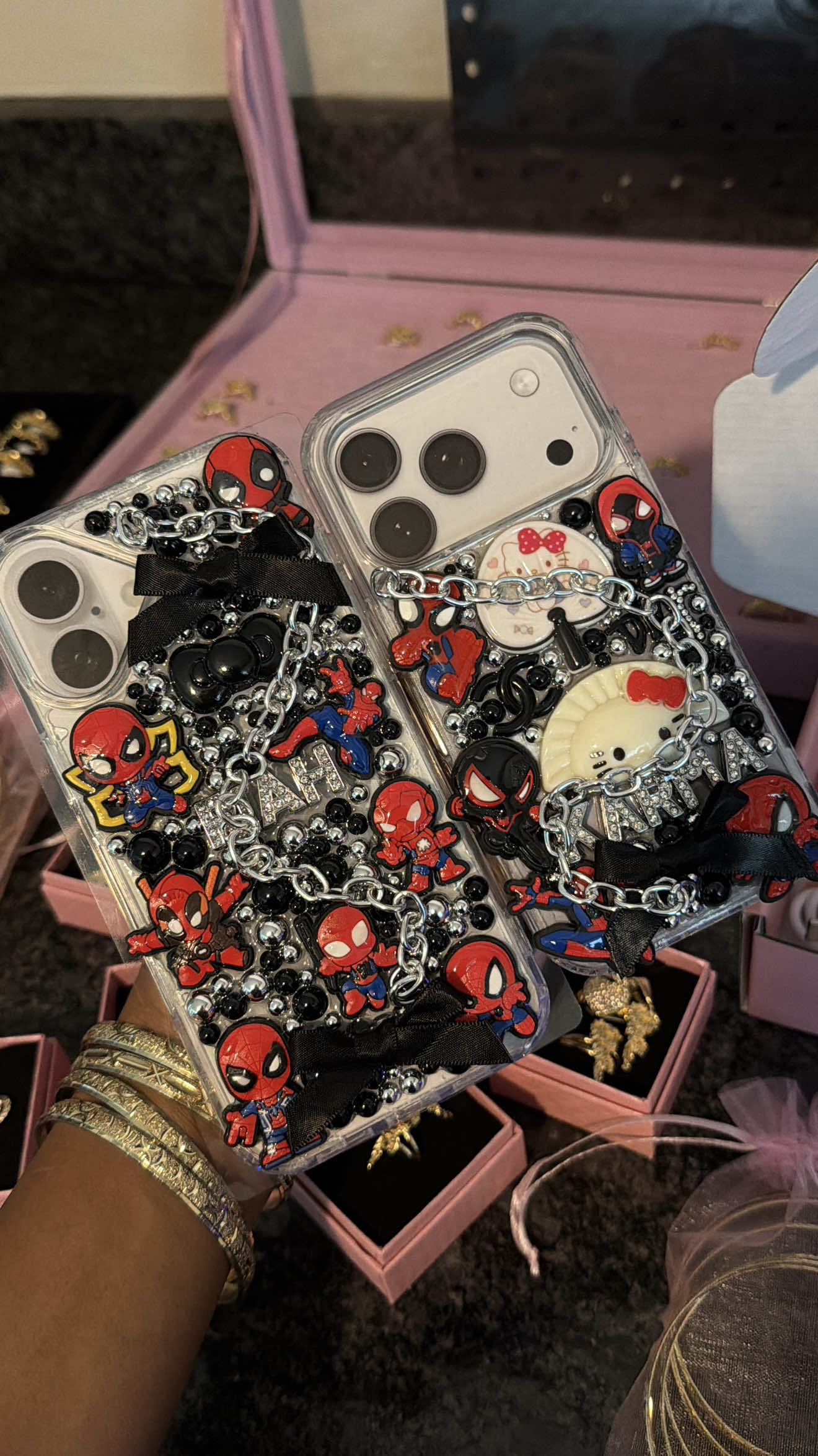 @#1 CHARM + ACCESSORY PLUG ๐