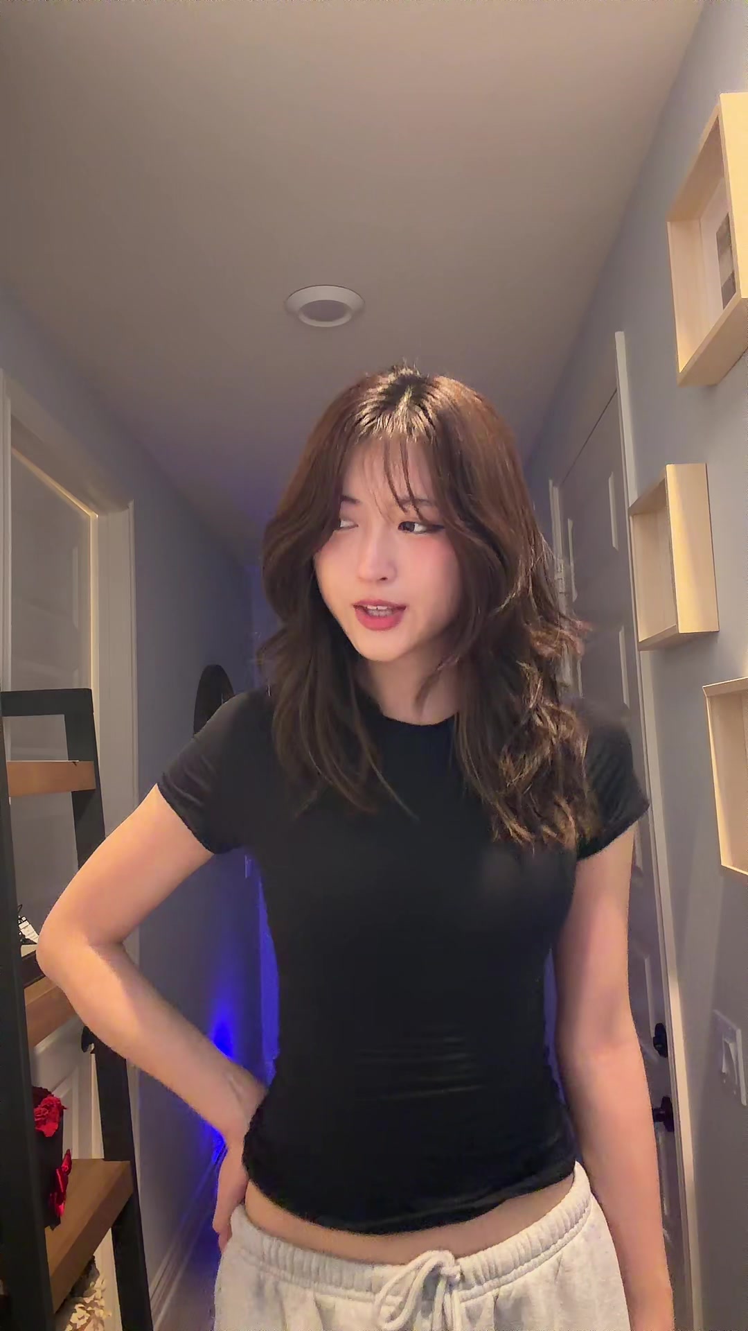 @violet
