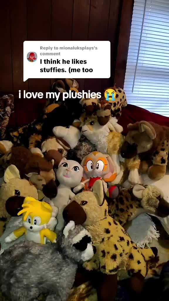@AbrahamTheHyena✝️