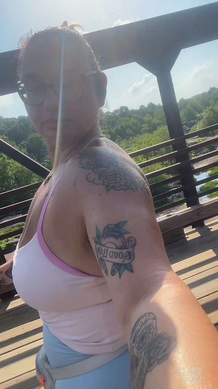 @Carsybunny