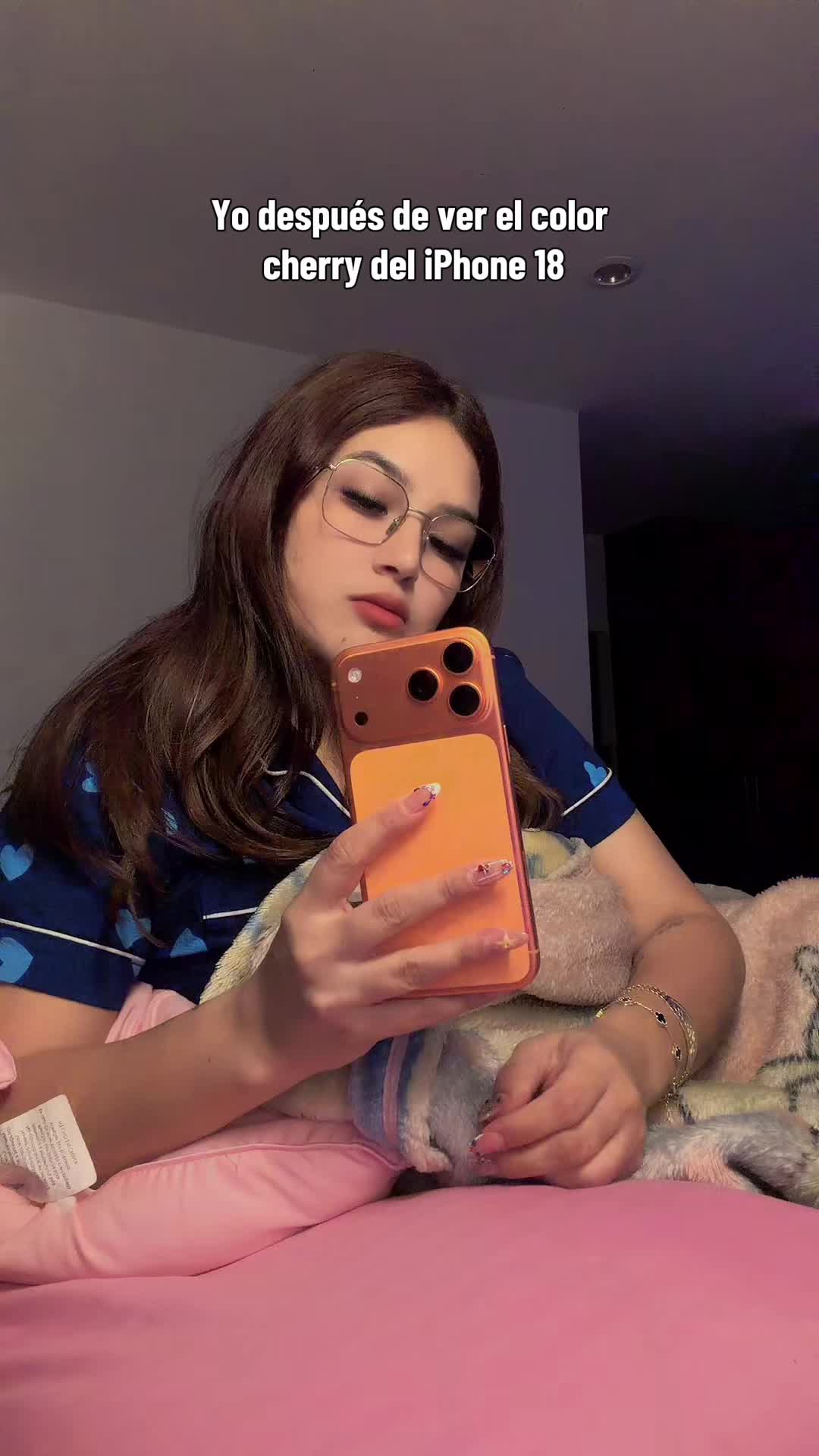 @keniaacamachoo