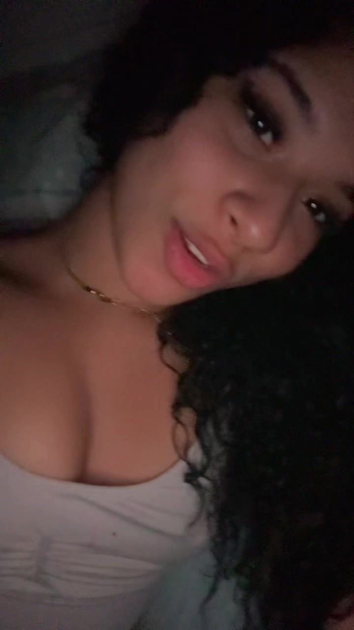 @Zurelys