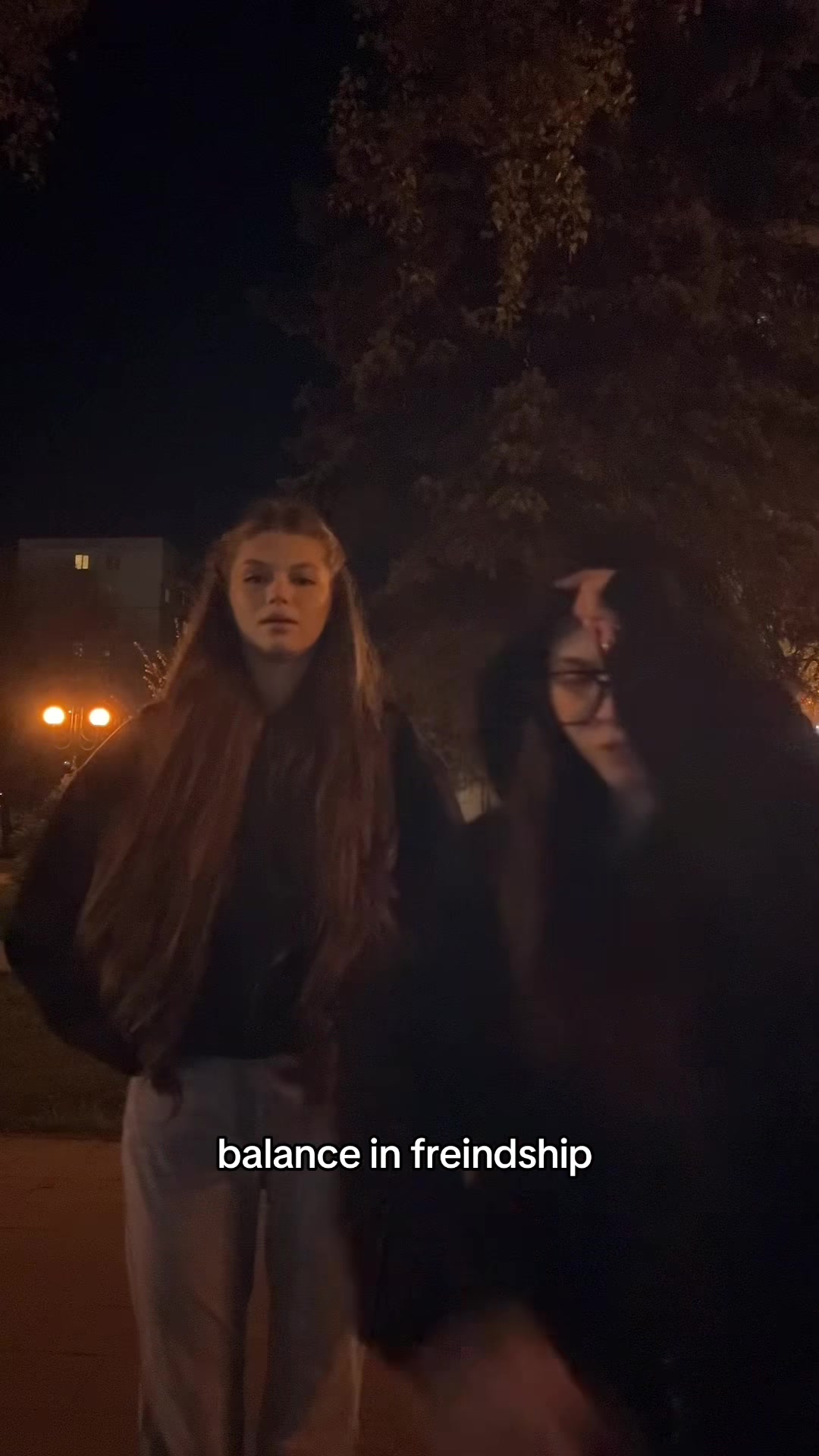 @moonsis