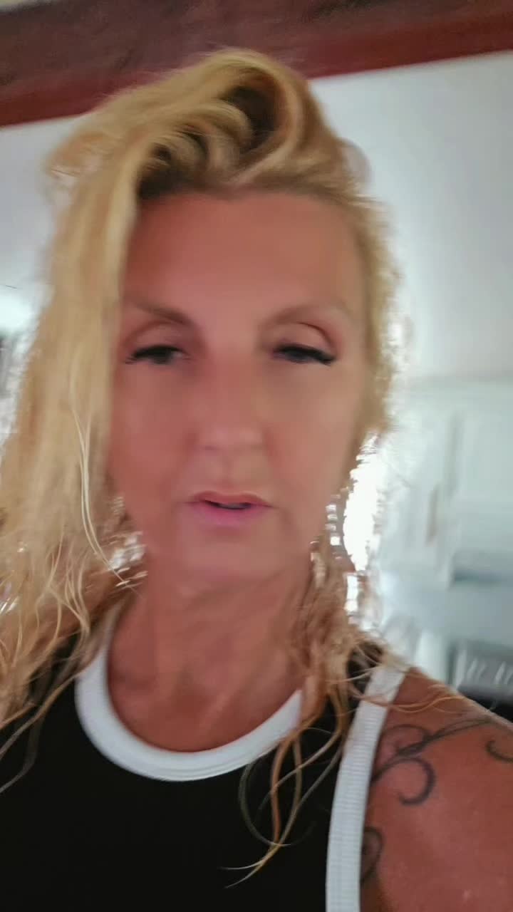 @blondiejos