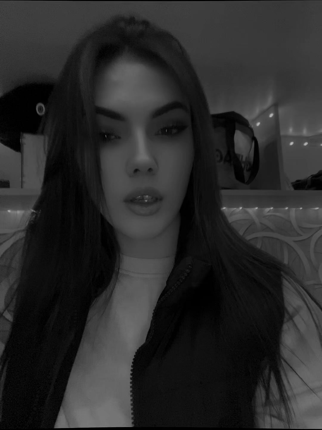 @𝖉𝖗𝖚𝖌 𝖉𝖊𝖆𝖑𝖊𝖗