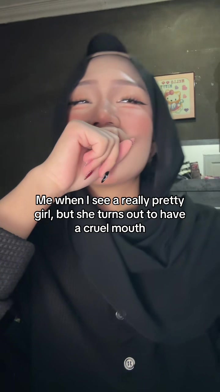 @isyanell