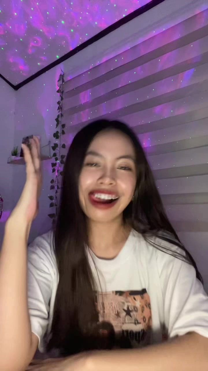 @Christy