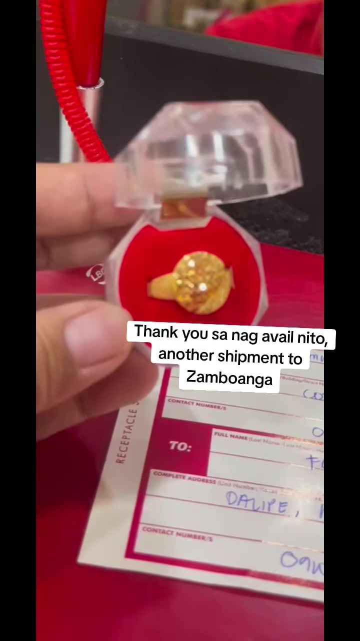 @D Maddox Jewelry Gold
