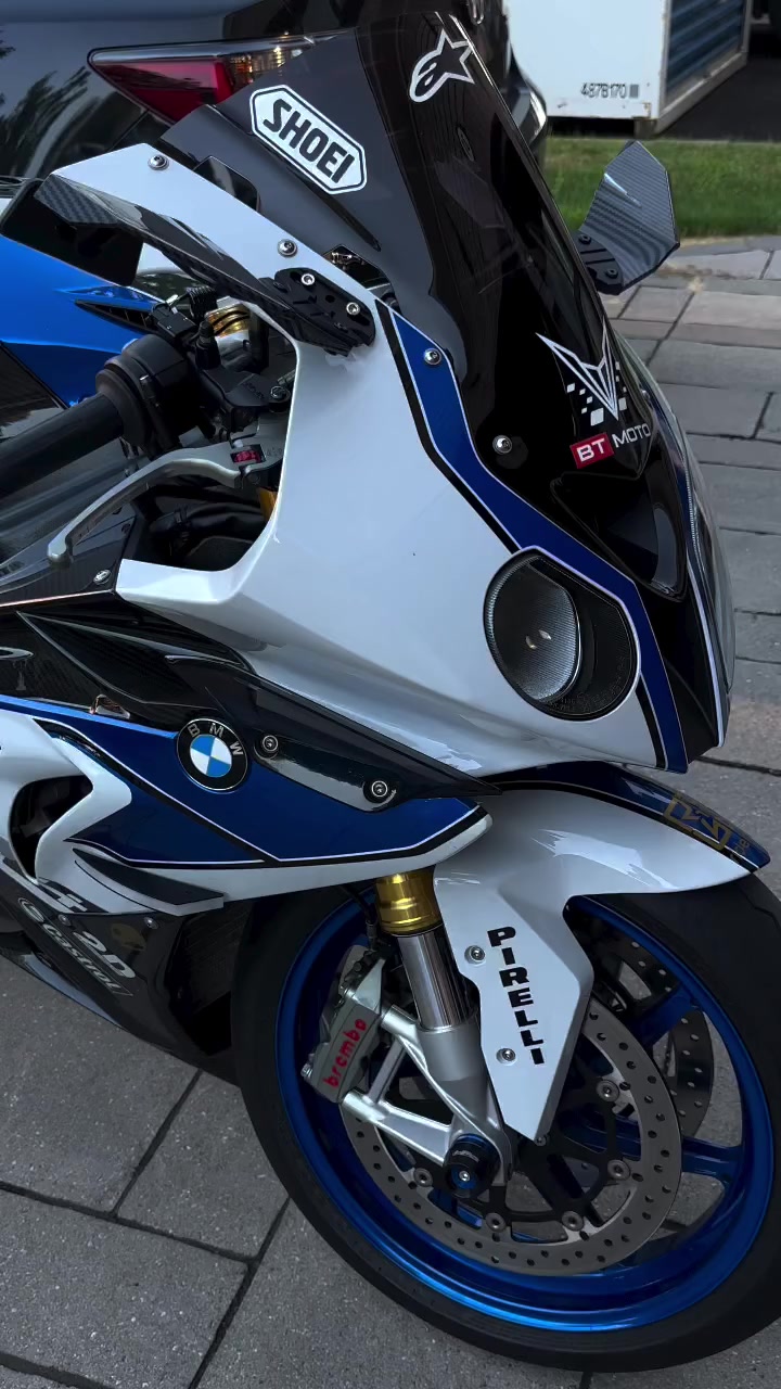@RobbieMotoBikers🔥