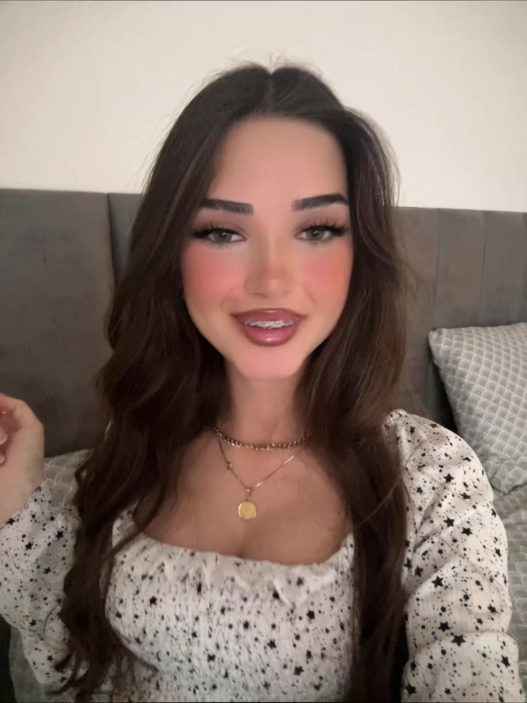 @𝓛 ྀིྀི