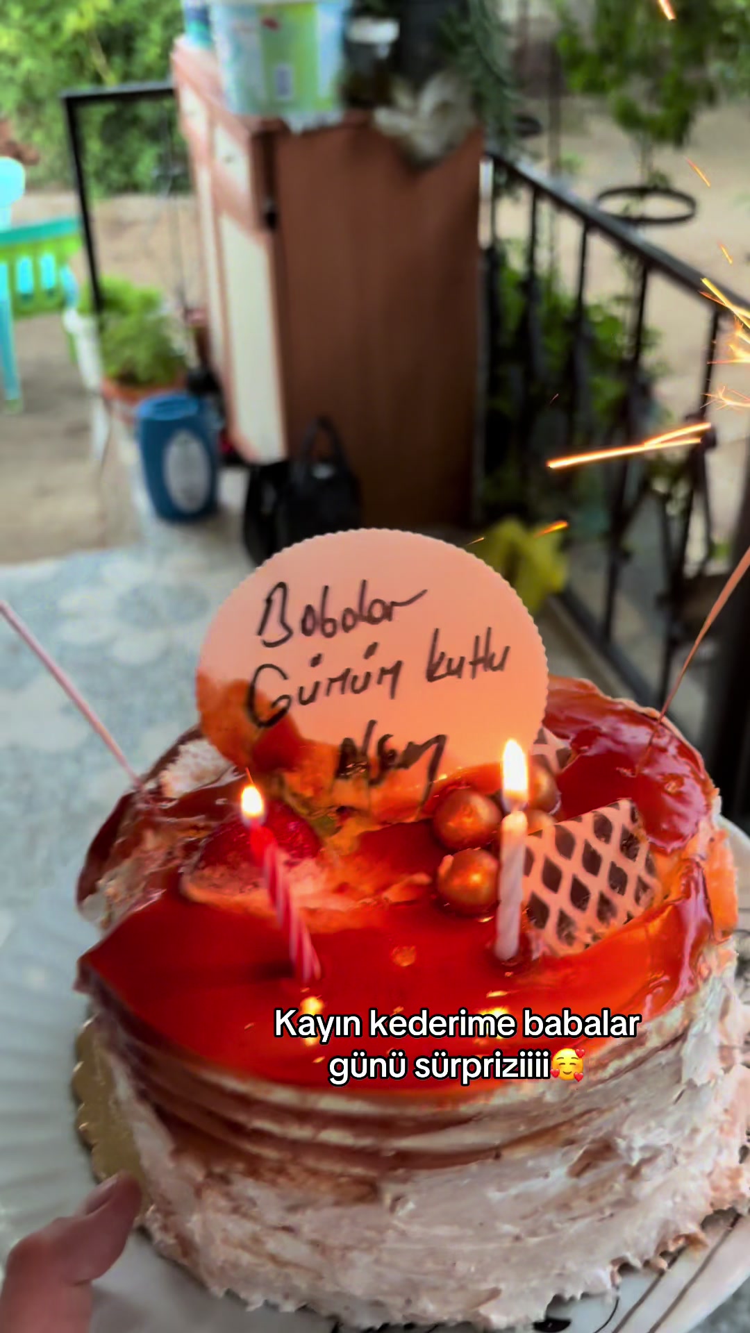@G&uuml;lnur Kırmızı