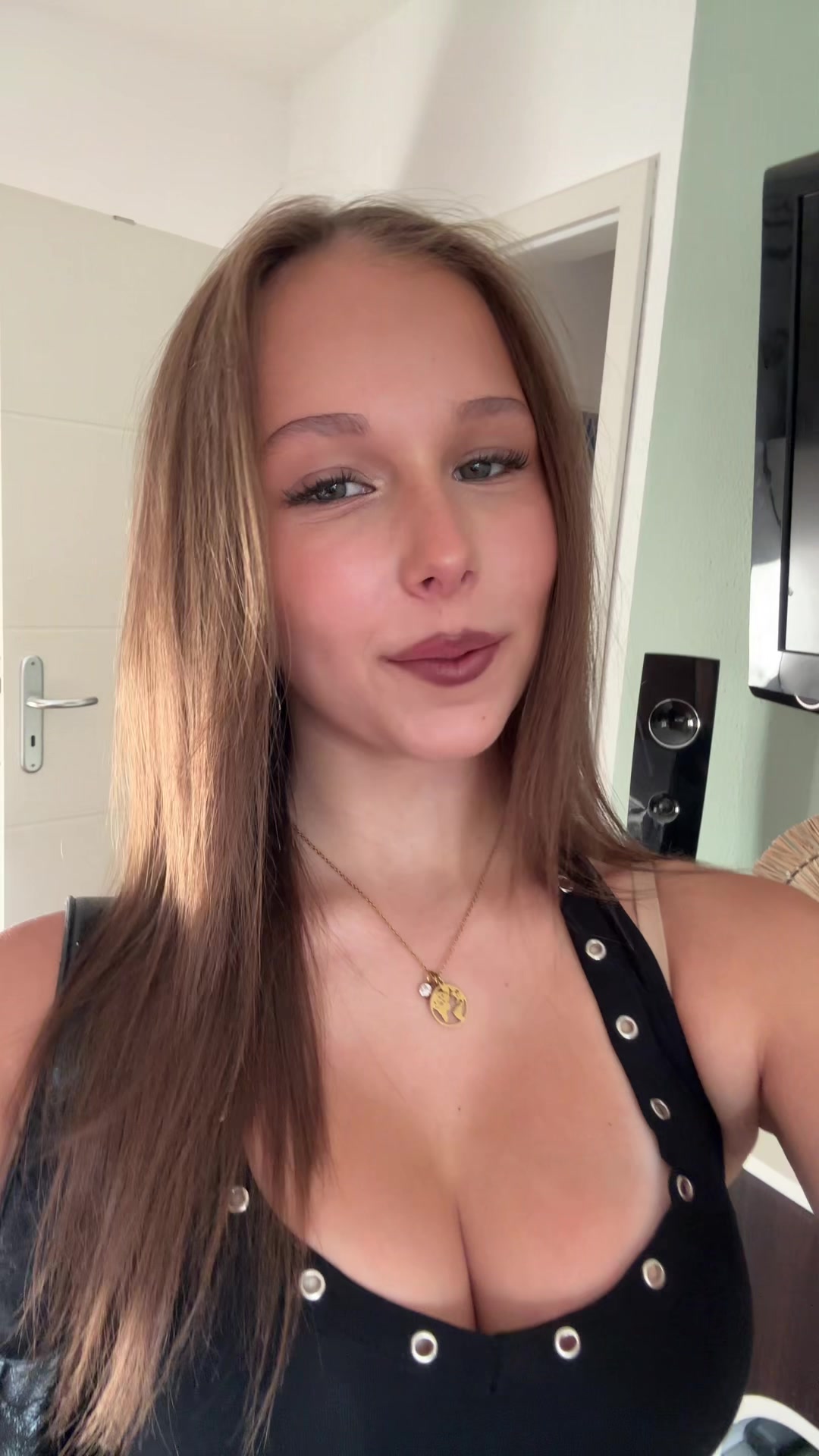@mia