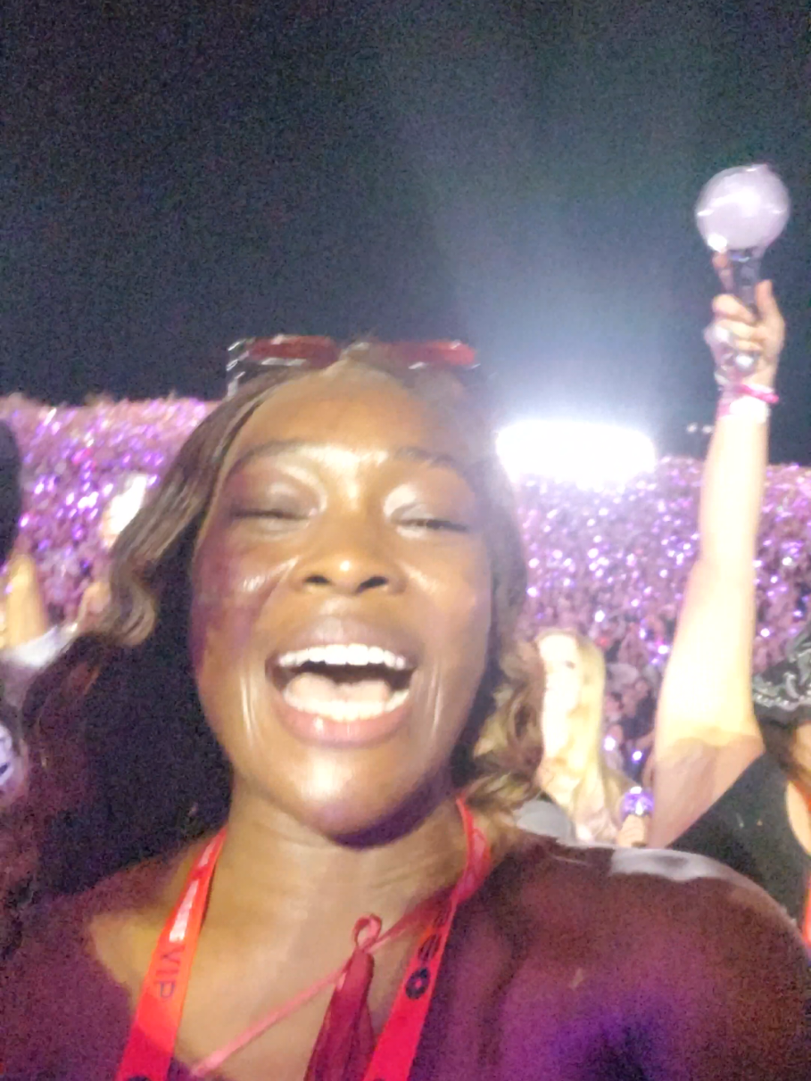 @《&pound;MMA ⁷ 🇳🇬》saw bts live
