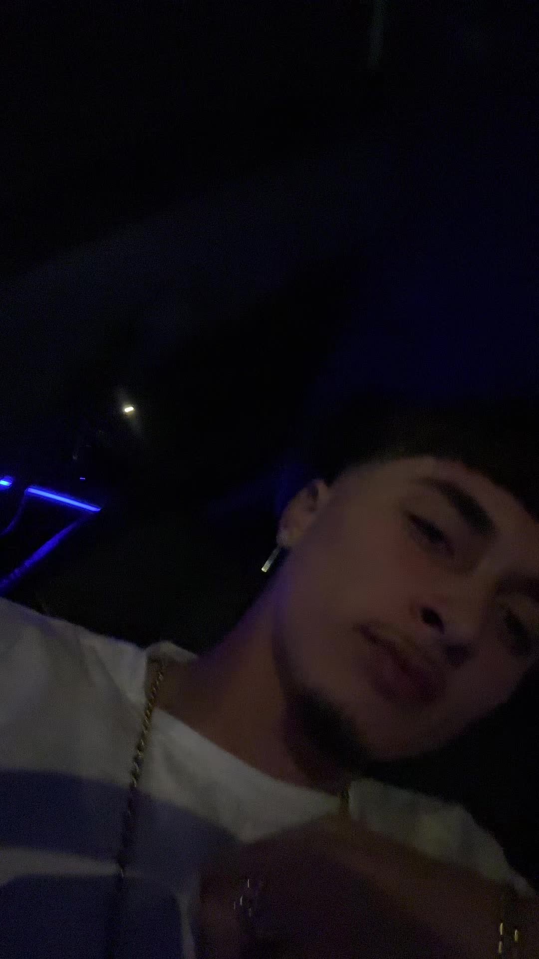 @✰