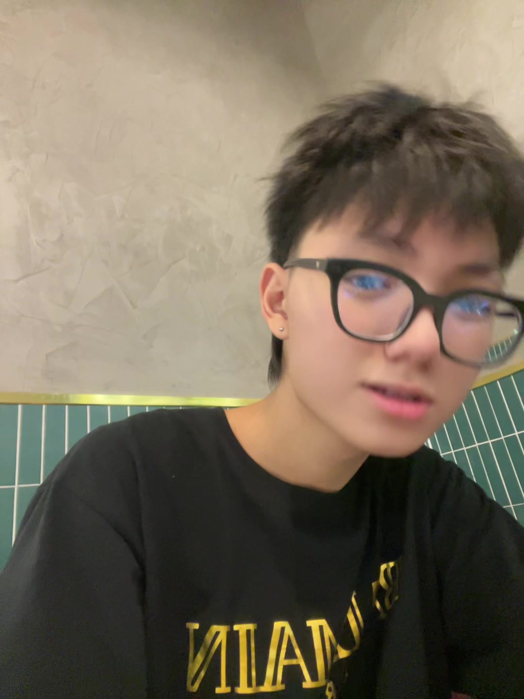 @hoàng tử đơn côi
