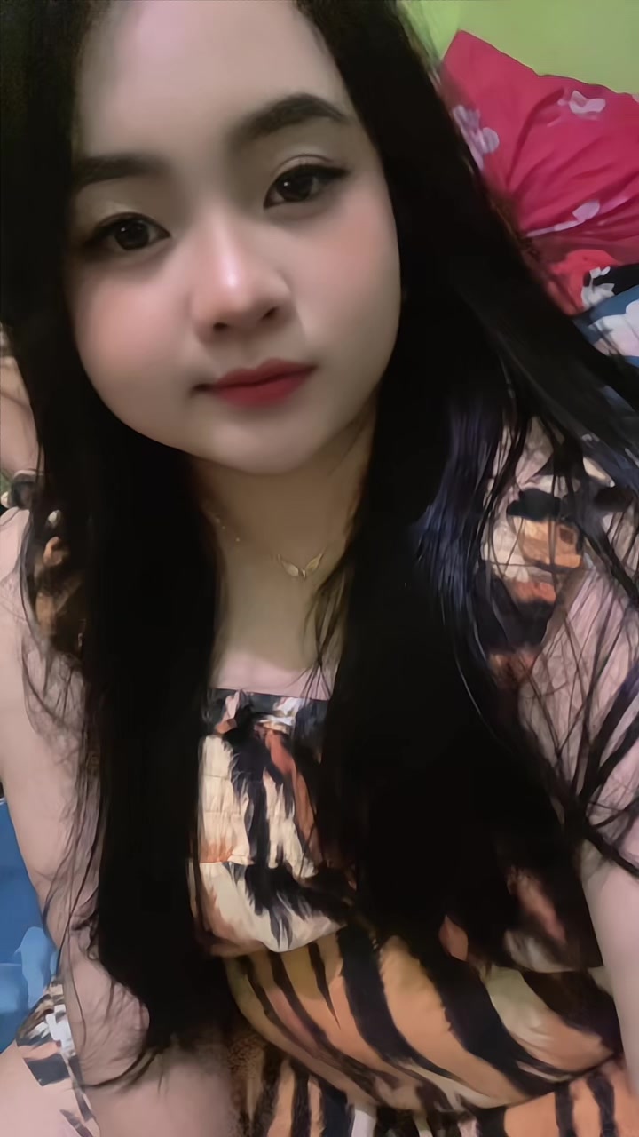 @🧏🏻&zwj;♀️🧏🏻&zwj;♀️