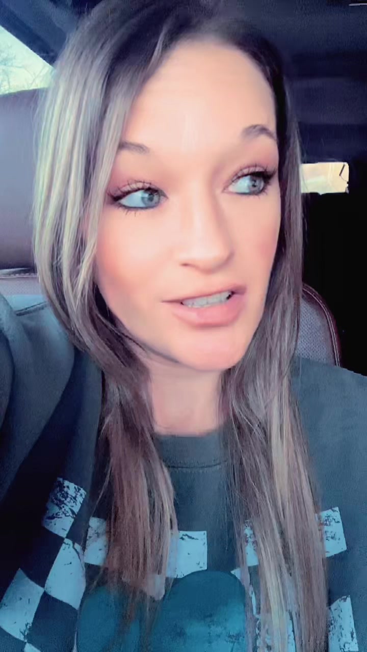 @JESSICA🖤