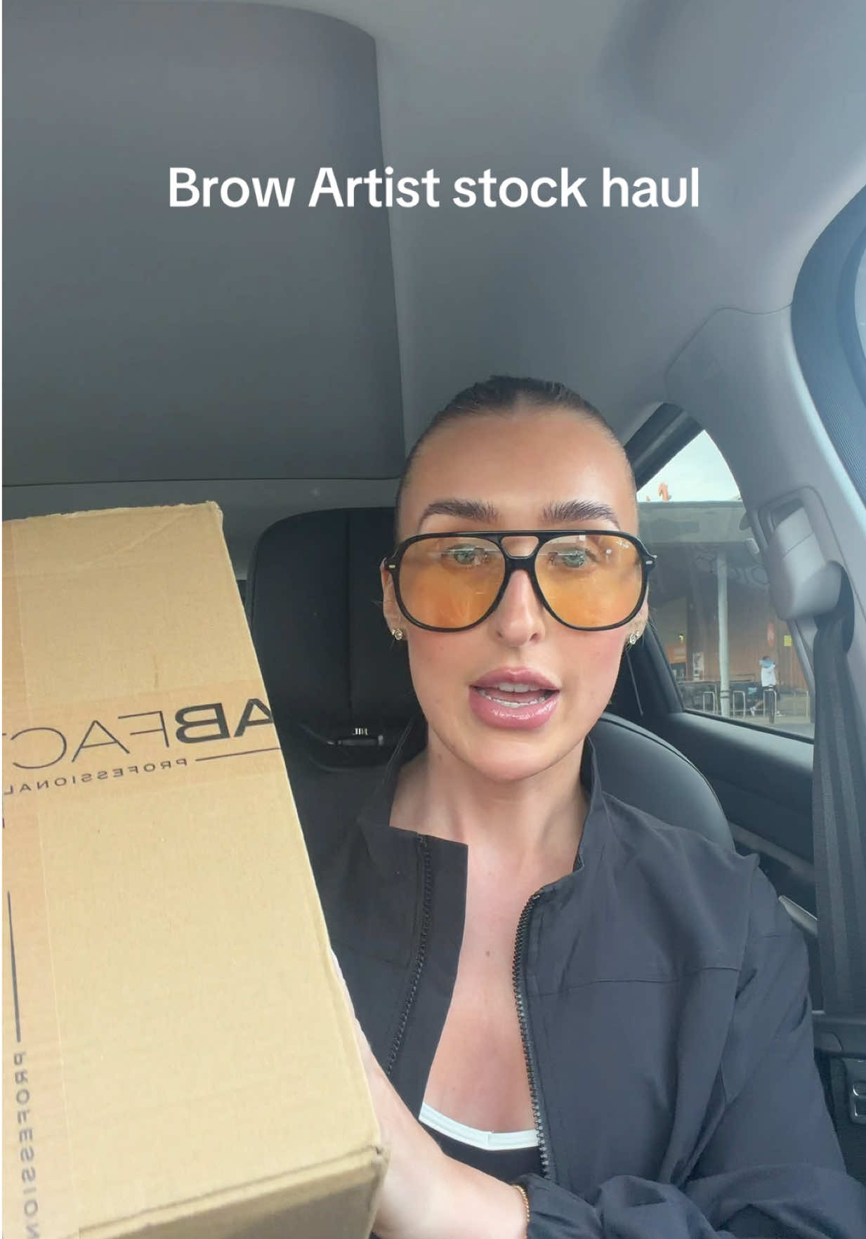 @Courtney | Brow Artist ✨🪞🤍🧋