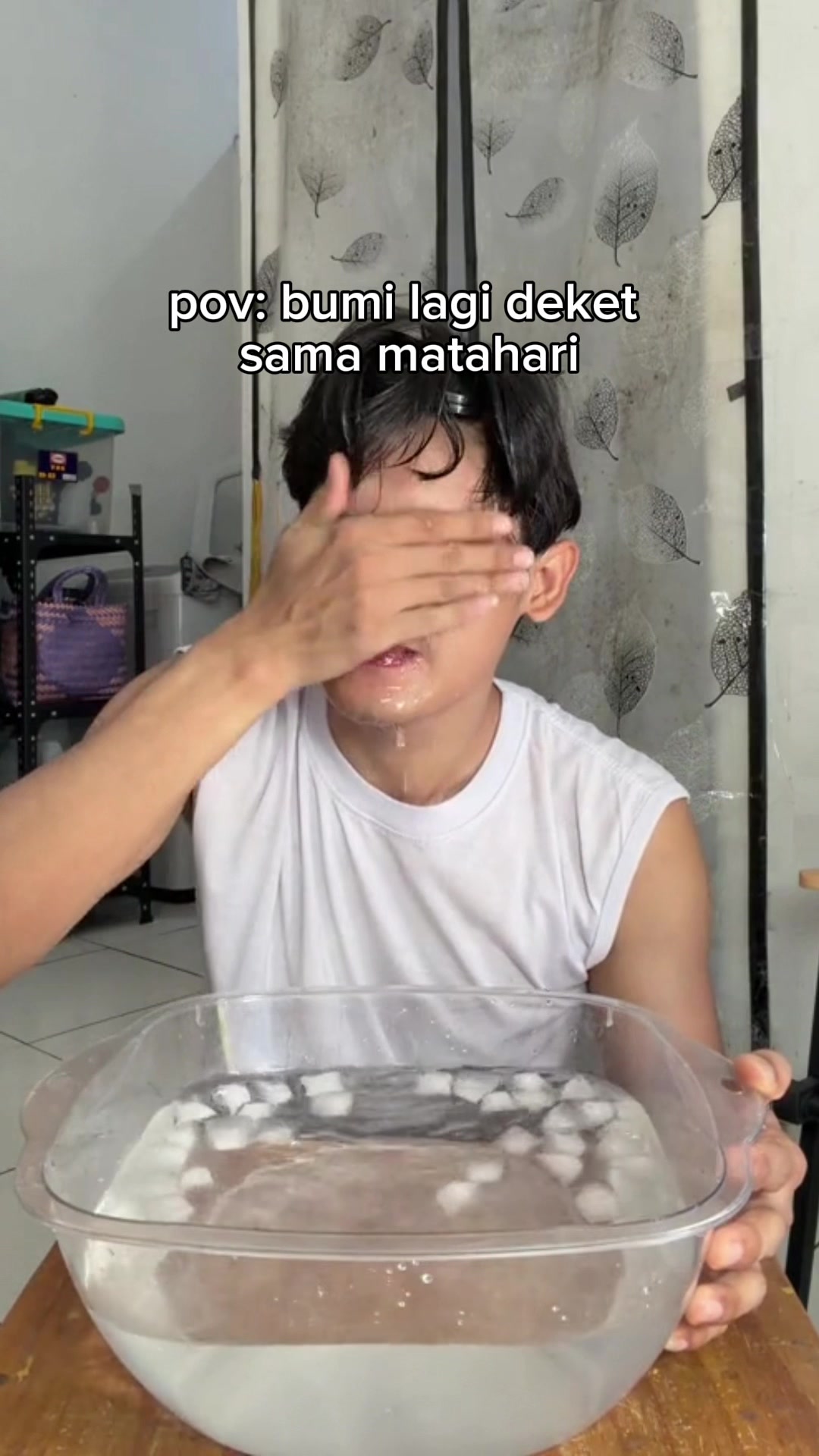 @mniadit