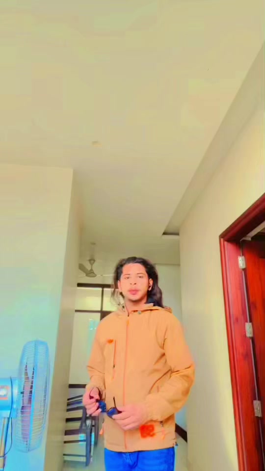 @Singer🎤✅🎧🎤🎸❤️📲