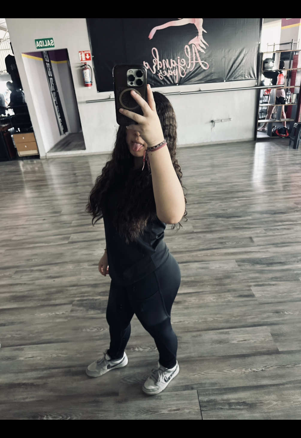 @s_priv