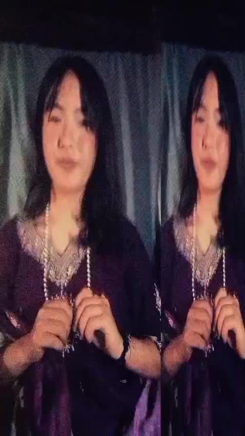 @✧･ﾟ Queen ･ﾟ✧