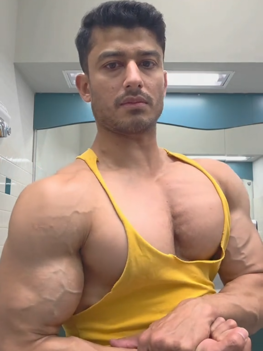 @AmmadAli(WNBF Pro Athlete)