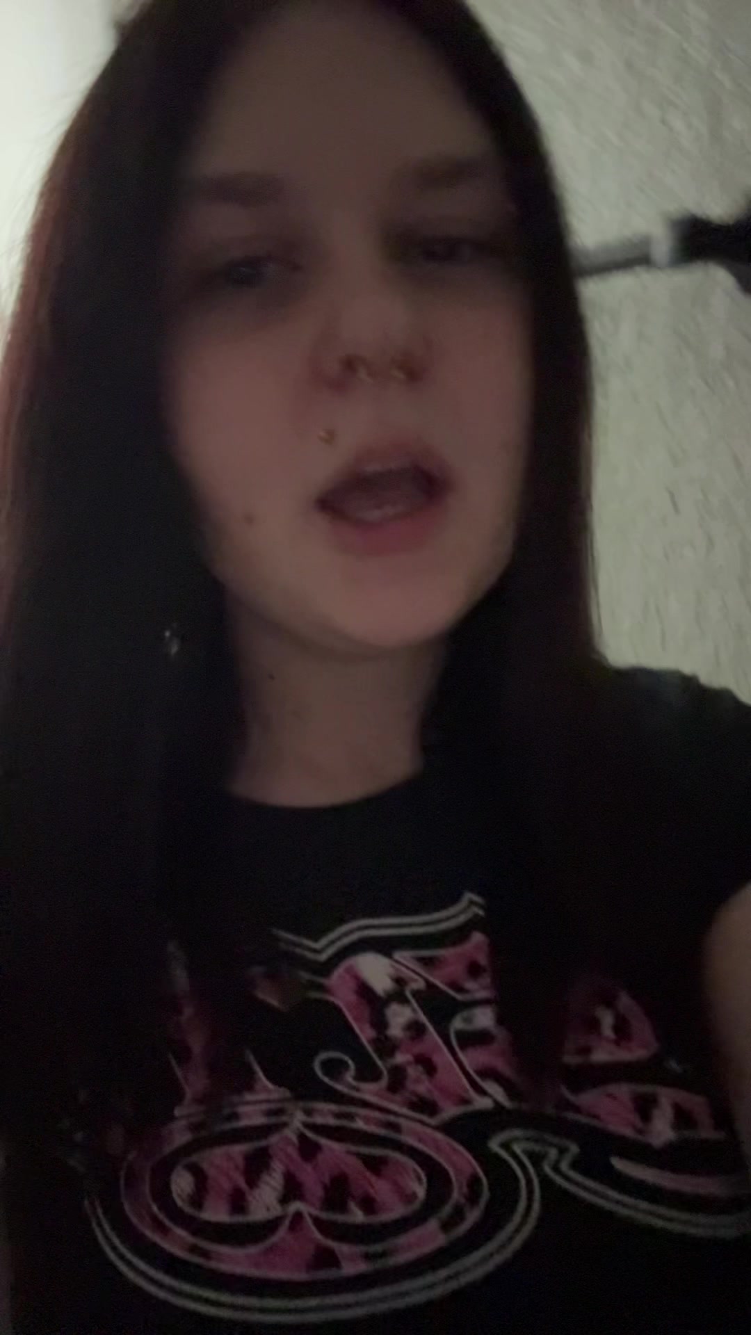 @ella018329