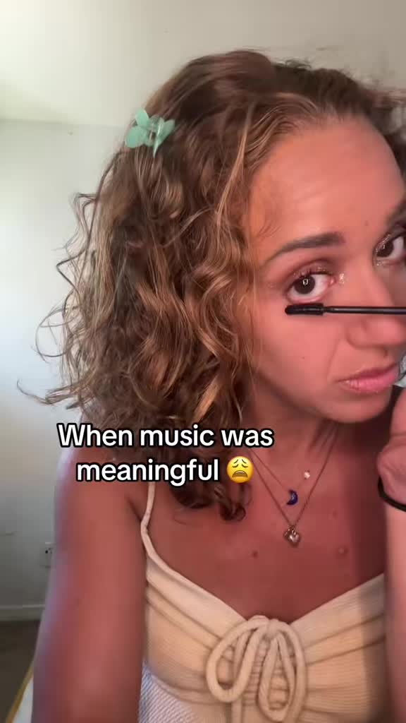 @Lavenderhazzeyy