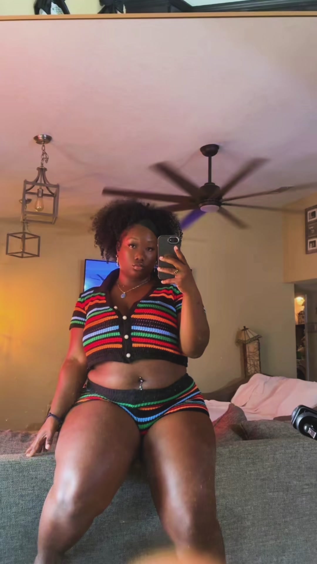 @Curvy.queen