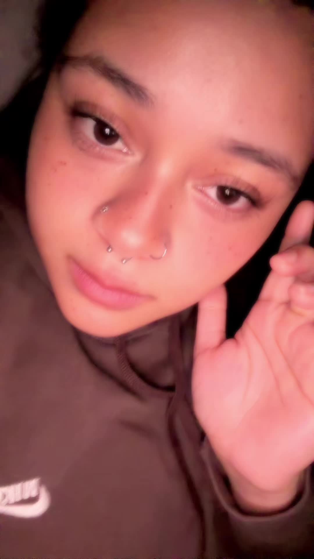 @T<3